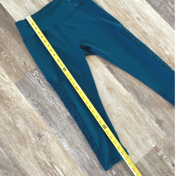 Calia Essential High Rise Smocked Legging by Carrie Underwood Side Ruching New - Picture 14 of 16